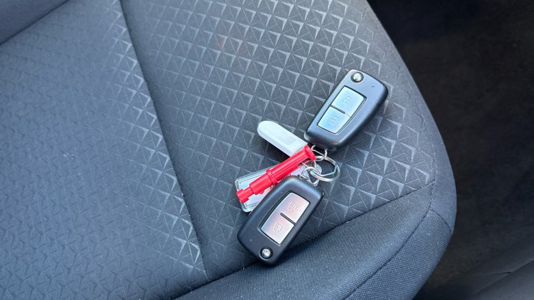 Nissan Juke 1.0 DiG-T Acenta 5dr Petrol Hatchback